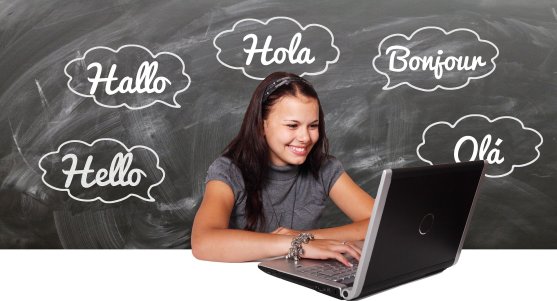 comment engager une assistante virtuelle hispanophone